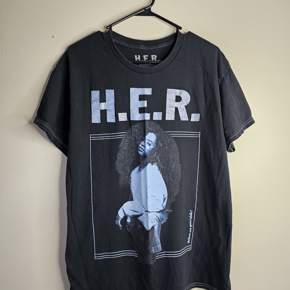 Black Graphic Short Sleeve Tee